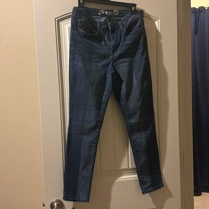 Seven7 Jeans